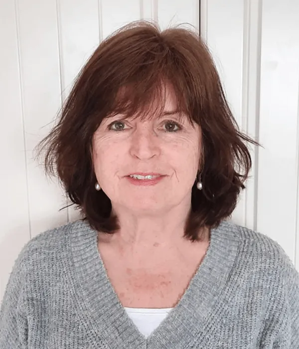 Lorri Vosper, Counsellor